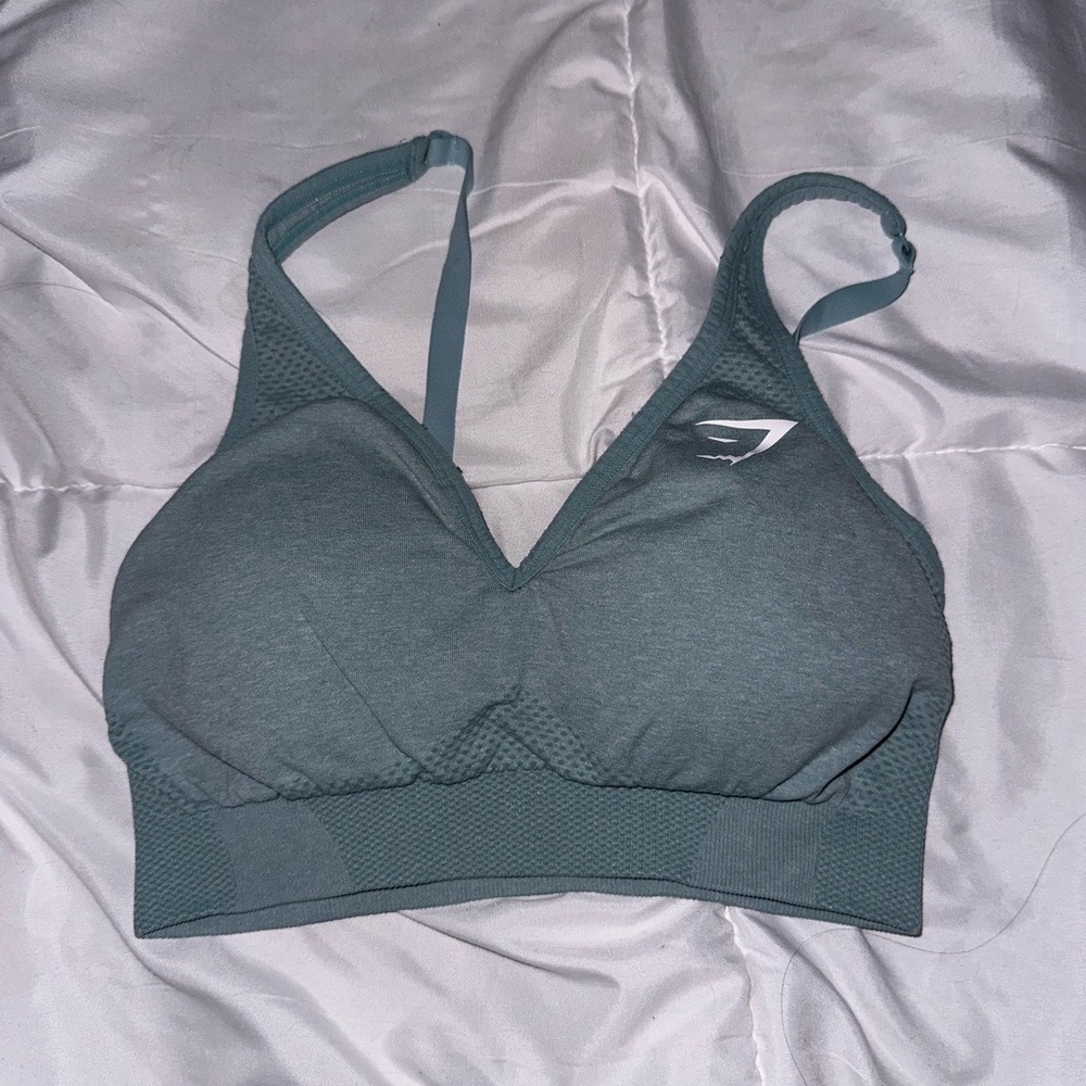 Gymshark top - Picture 2 of 2